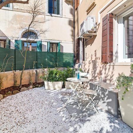 Garden Mini Flat Specola Apartment Padova Exterior photo
